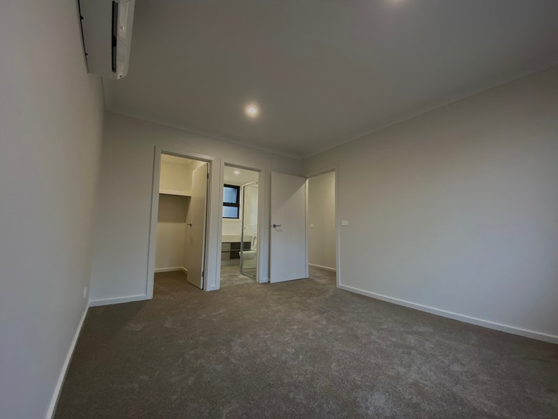 Photo - 3/6A Carnaby Road, Epping VIC 3076 - Image 10