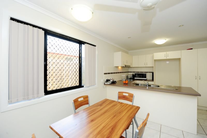 Photo - 36A Charles Street, West Gladstone QLD 4680 - Image 6