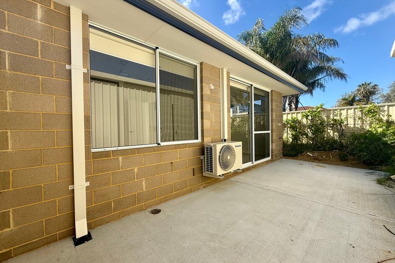 Photo - 36a Duverney Crescent, Coodanup WA 6210 - Image 4