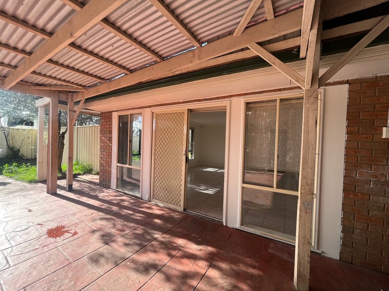 Photo - 36A Lincolne Crescent, Roxburgh Park VIC 3064 - Image 5