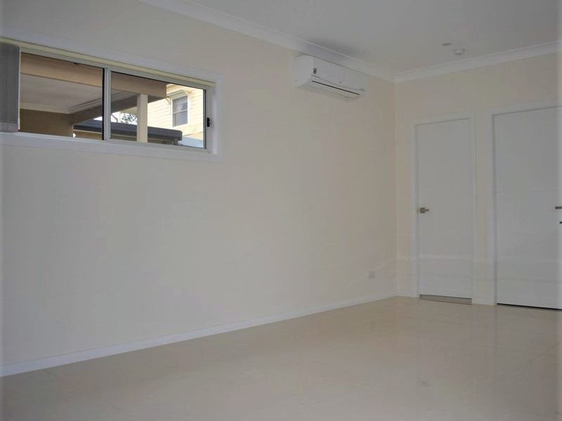 Photo - 36a Mayfield St , Wentworthville NSW 2145 - Image 2