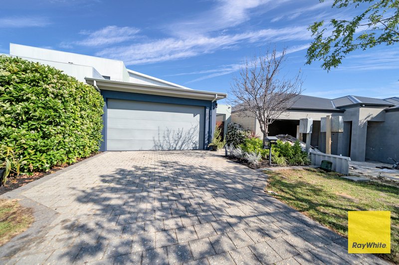 Photo - 36A Narrung Way, Nollamara WA 6061 - Image 2