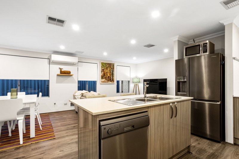 Photo - 36A Scales Way, Spearwood WA 6163 - Image 8