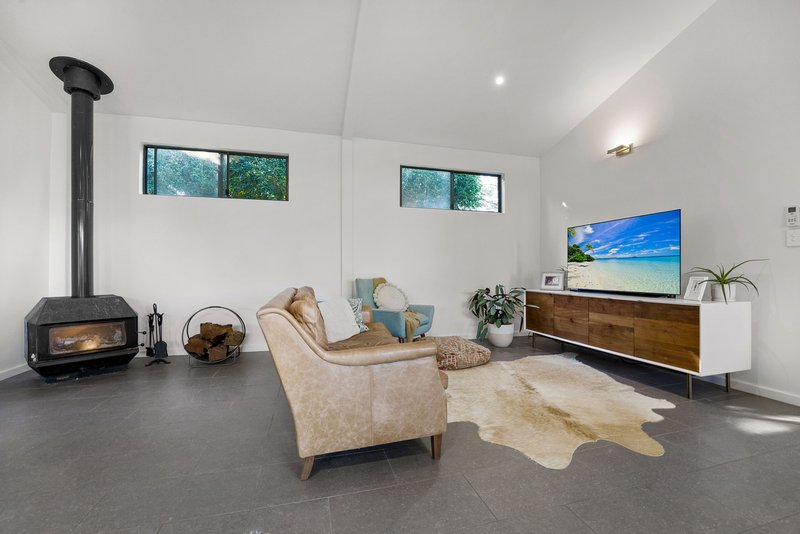 Photo - 36b Bendena Gardens, Stanwell Tops NSW 2508 - Image 5