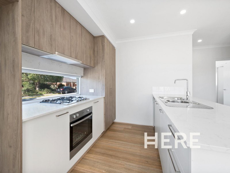 Photo - 36B Eastdene Circle, Nollamara WA 6061 - Image 4