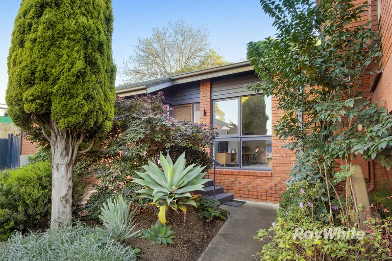 Photo - 3/7-11 Elm Grove, Mount Waverley VIC 3149 - Image 1