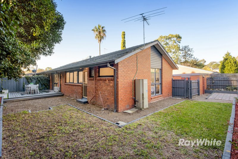 Photo - 3/7-11 Elm Grove, Mount Waverley VIC 3149 - Image 8