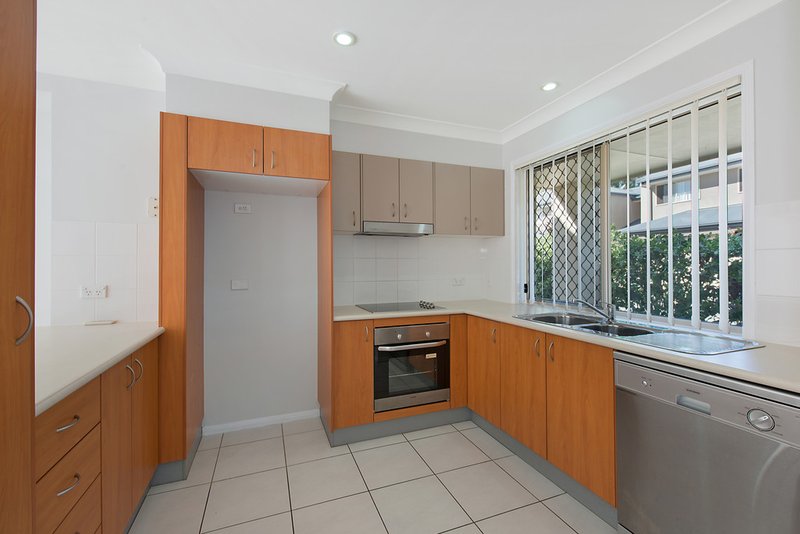 Photo - 37 /202-206 Fryar Road, Eagleby QLD 4207 - Image 2