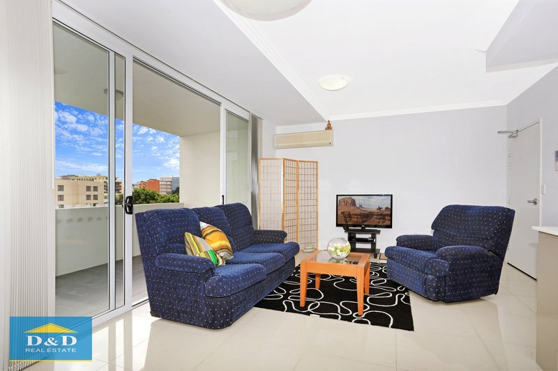 Photo - 37 / 21 - 23 Cowper Street, Parramatta NSW 2150 - Image 4