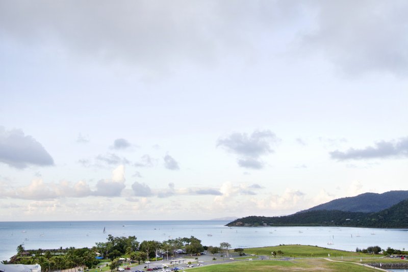 Photo - 37 & 37A/5 Golden Orchid Drive, Airlie Beach QLD 4802 - Image 3