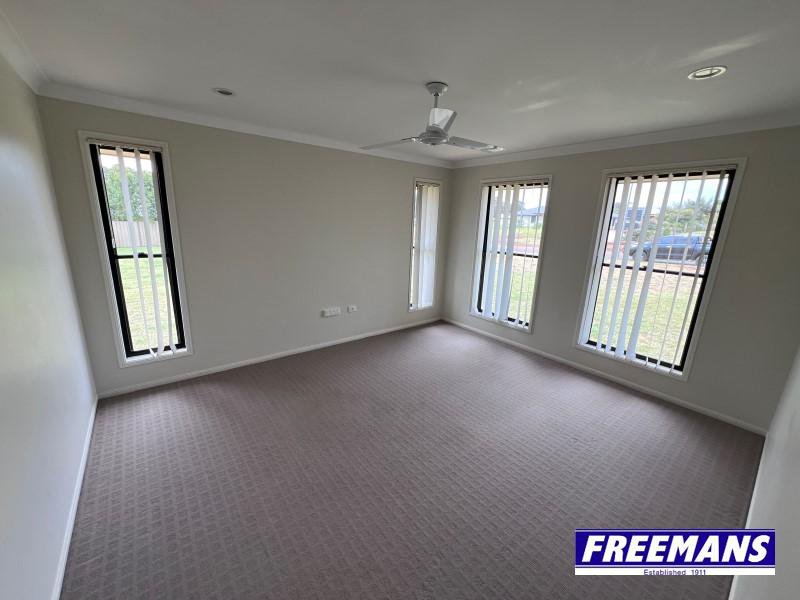 Photo - 37-39 Lorikeet Circuit , Kingaroy QLD 4610 - Image 13