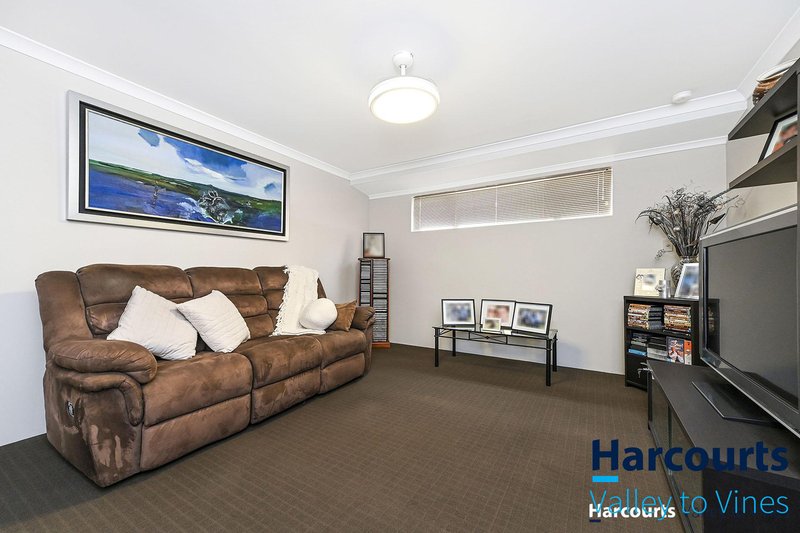 Photo - 37 Addingham Drive, Ellenbrook WA 6069 - Image 4