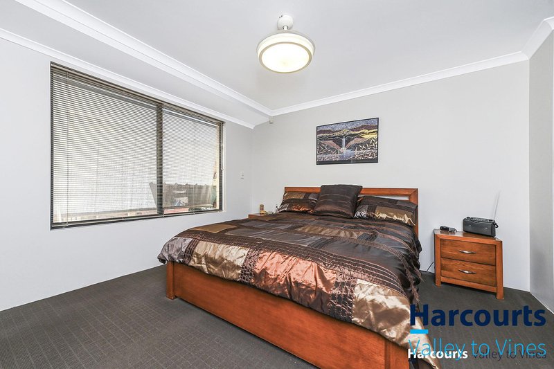 Photo - 37 Addingham Drive, Ellenbrook WA 6069 - Image 8