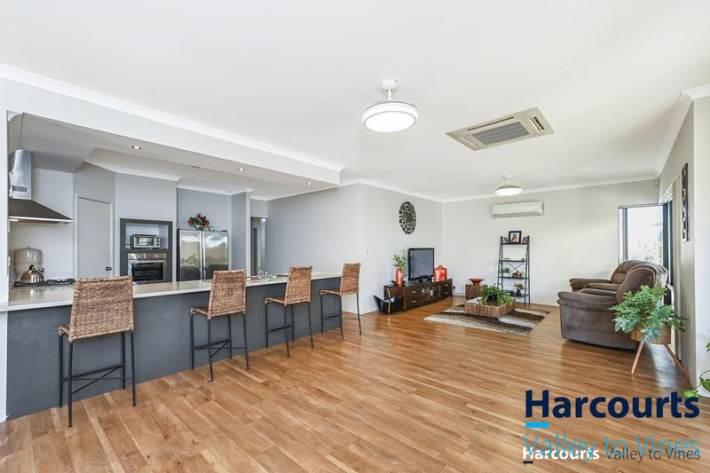 Photo - 37 Addingham Drive, Ellenbrook WA 6069 - Image 20