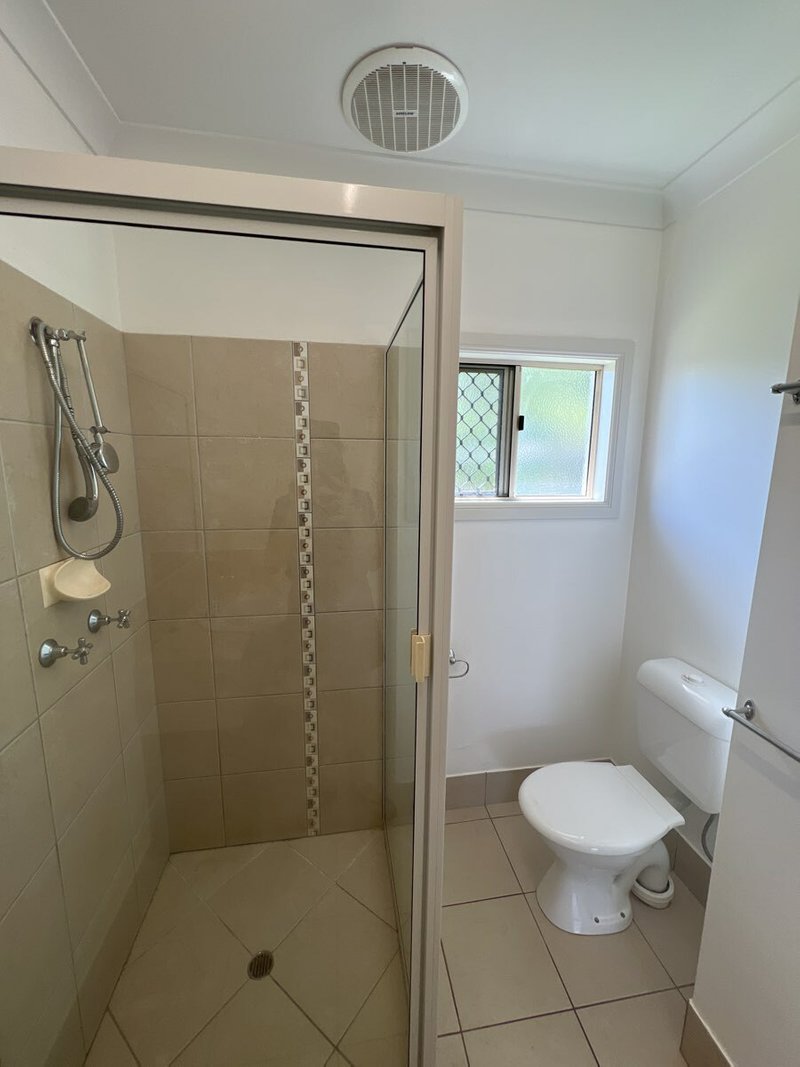 Photo - 3/7 Alakanum Court, Nanum QLD 4874 - Image 17