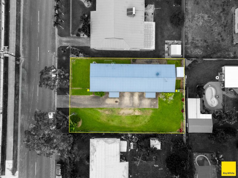 Photo - 37 Alberta Drive, Woree QLD 4868 - Image 2