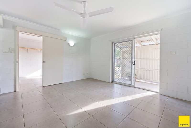 Photo - 37 Alberta Drive, Woree QLD 4868 - Image 5