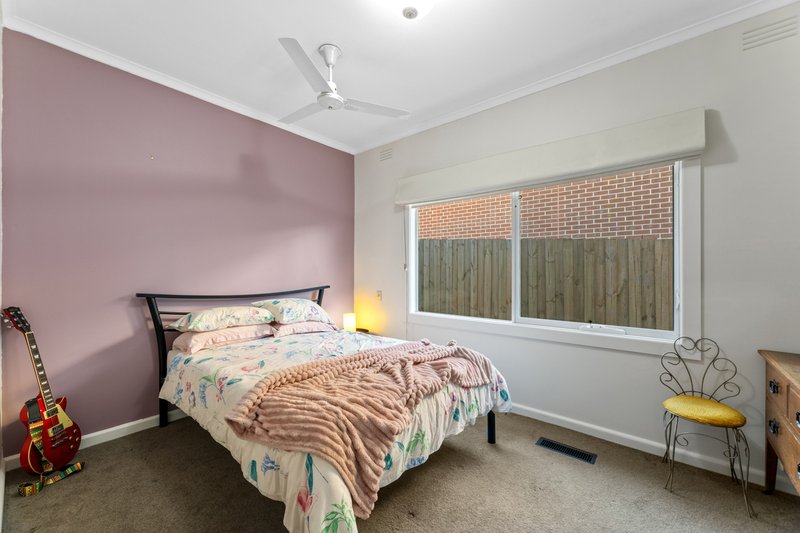 Photo - 37 Aldinga Street, Blackburn South VIC 3130 - Image 11