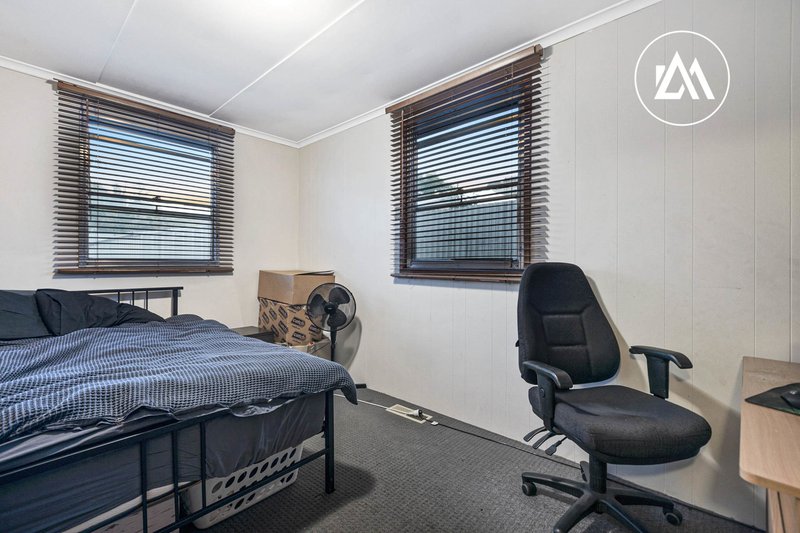 Photo - 37 Aleppo Crescent, Frankston North VIC 3200 - Image 5