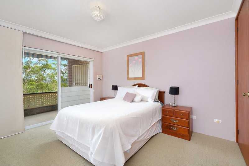 Photo - 37 Allwood Crescent, Lugarno NSW 2210 - Image 7