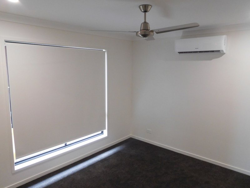 Photo - 37 Almandin Street, Logan Reserve QLD 4133 - Image 2