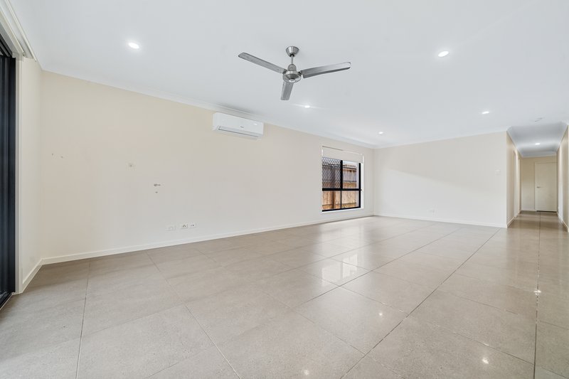 Photo - 37 Almandin Street, Logan Reserve QLD 4133 - Image 5