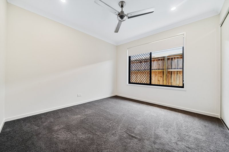 Photo - 37 Almandin Street, Logan Reserve QLD 4133 - Image 10