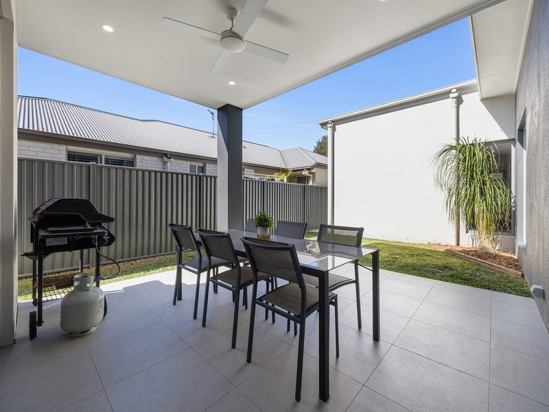 Photo - 37 Aqua Circuit, Caloundra West QLD 4551 - Image 16