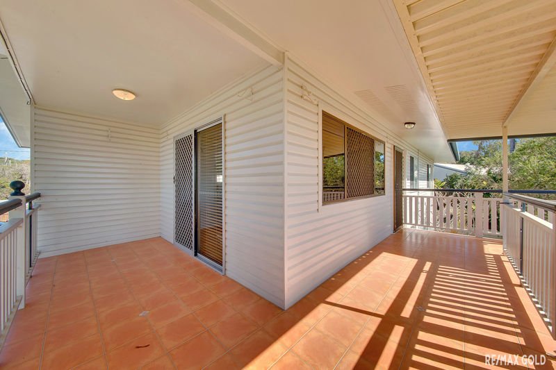 Photo - 37 Aramac Drive, Clinton QLD 4680 - Image 9