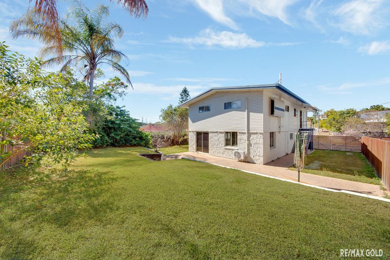 Photo - 37 Aramac Drive, Clinton QLD 4680 - Image 13