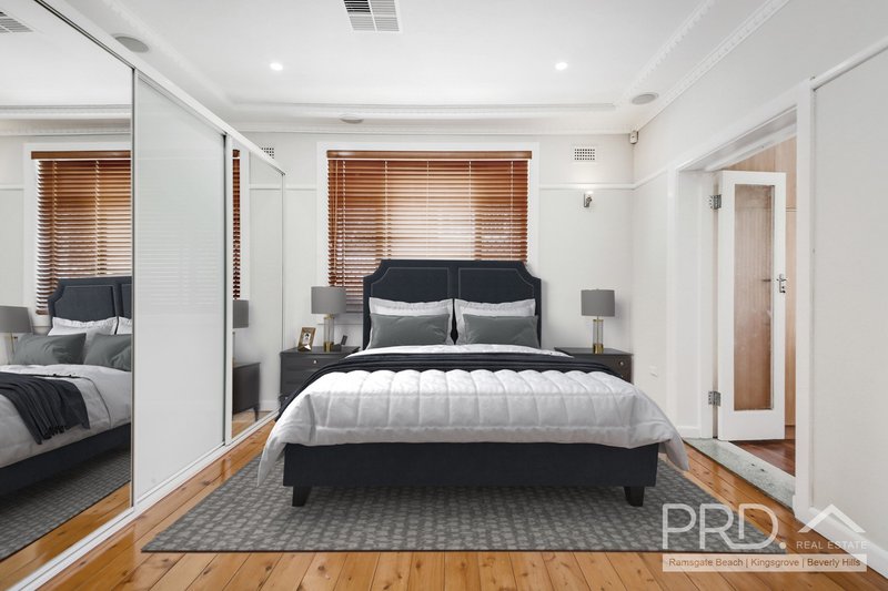 Photo - 37 Arinya Street, Kingsgrove NSW 2208 - Image 6