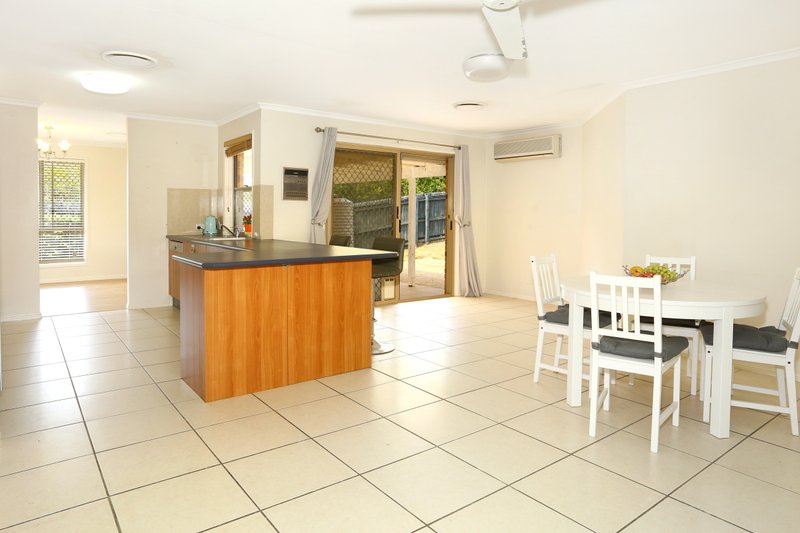 Photo - 37 Arnold Palmer Drive, Parkwood QLD 4214 - Image 7