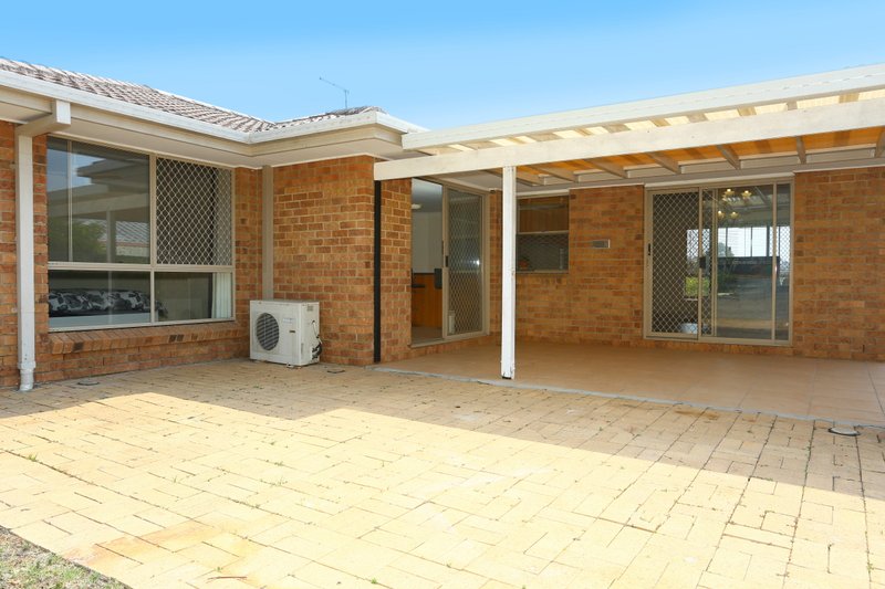 Photo - 37 Arnold Palmer Drive, Parkwood QLD 4214 - Image 8