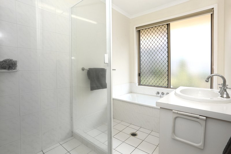 Photo - 37 Arnold Palmer Drive, Parkwood QLD 4214 - Image 12