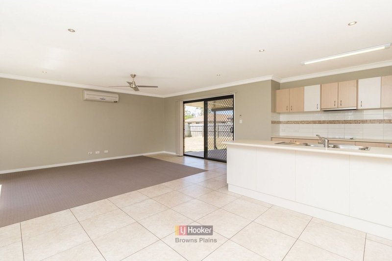 Photo - 37 Ashmore Close, Marsden QLD 4132 - Image 2