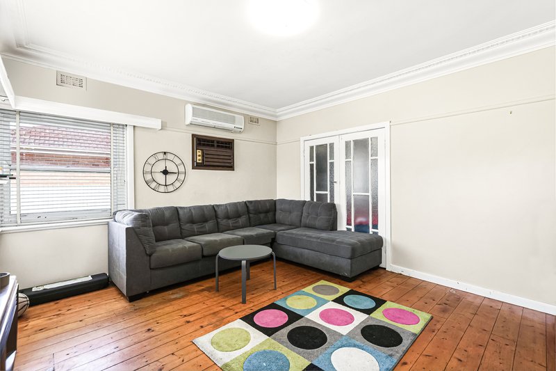 Photo - 37 Autumn Street, Coburg VIC 3058 - Image 4