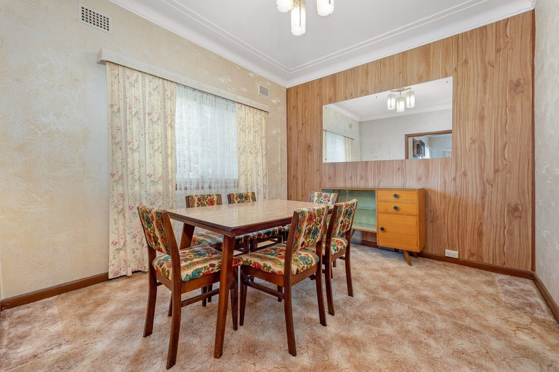 Photo - 37 Bagdad Street, Regents Park NSW 2143 - Image 4