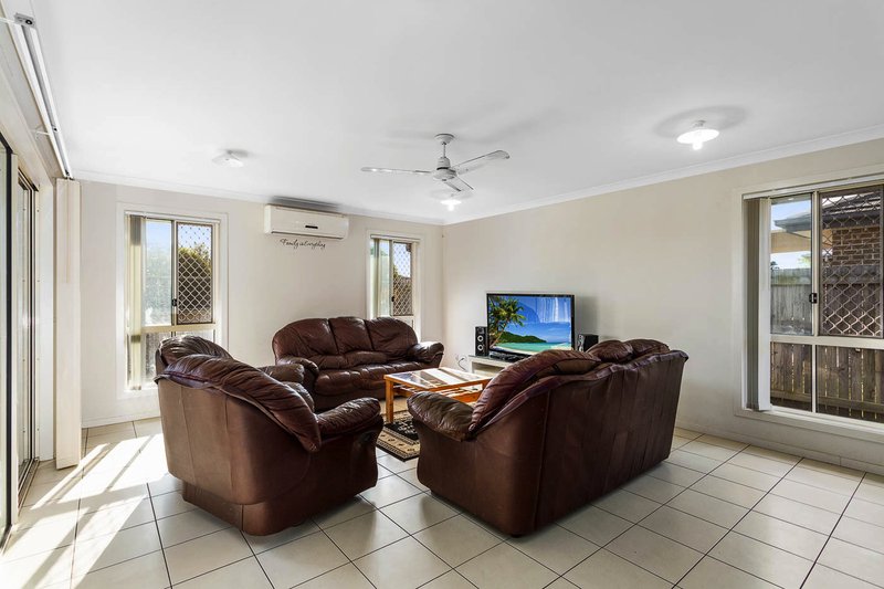 Photo - 37 Ballow Cres , Redbank Plains QLD 4301 - Image 4