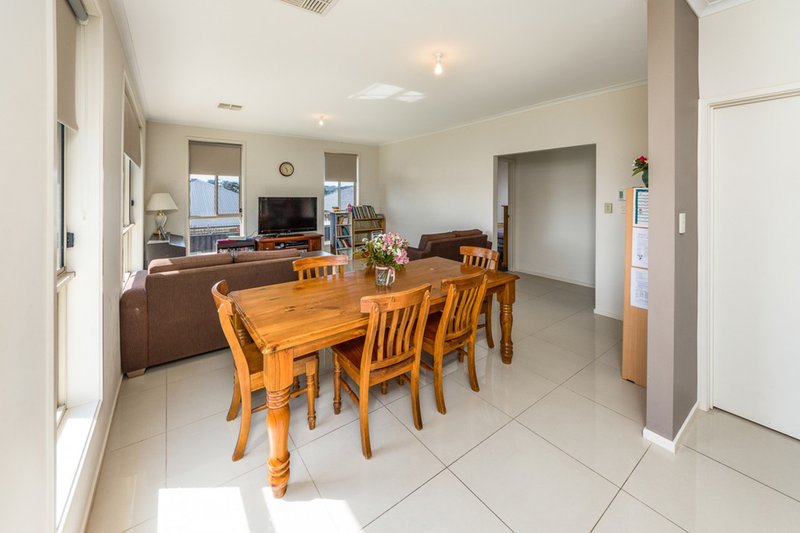 Photo - 37 Barker Road, Mount Barker SA 5251 - Image 5