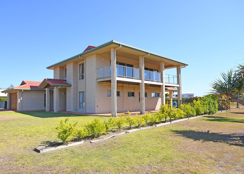 Photo - 37 Barramundi Drive, Burrum Heads QLD 4659 - Image 1