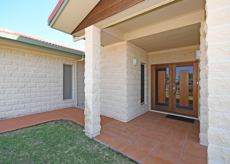 Photo - 37 Barramundi Drive, Burrum Heads QLD 4659 - Image 2