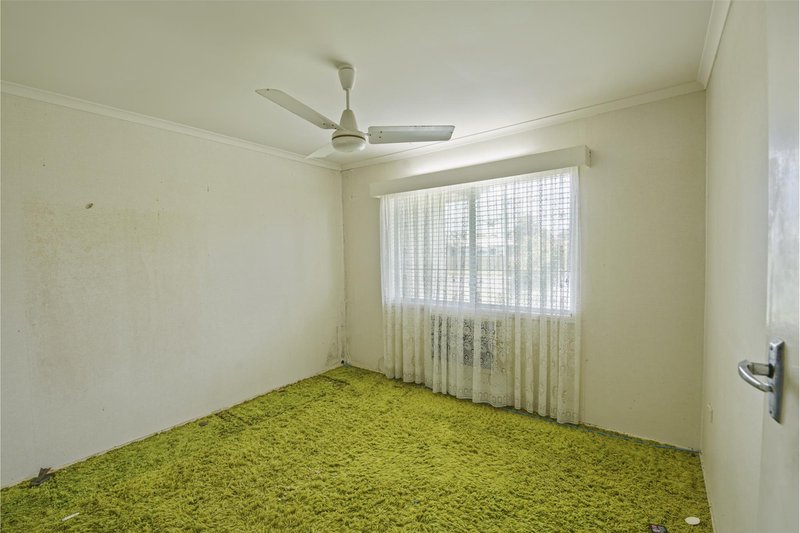 Photo - 37 Barton Street, West Mackay QLD 4740 - Image 6