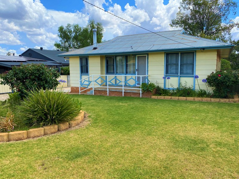 Photo - 37 Bathurst Street, Cobar NSW 2835 - Image 2