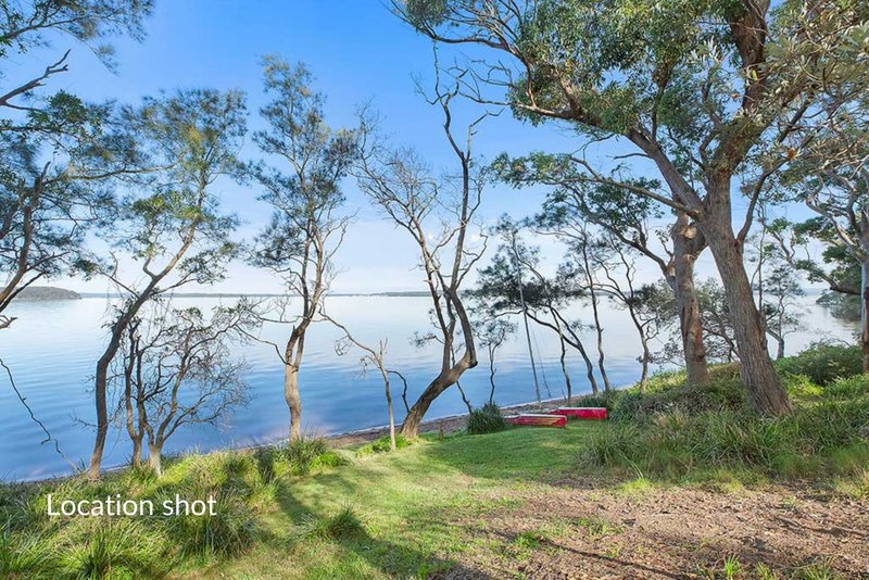 Photo - 37 Beach Road, Wangi Wangi NSW 2267 - Image 23