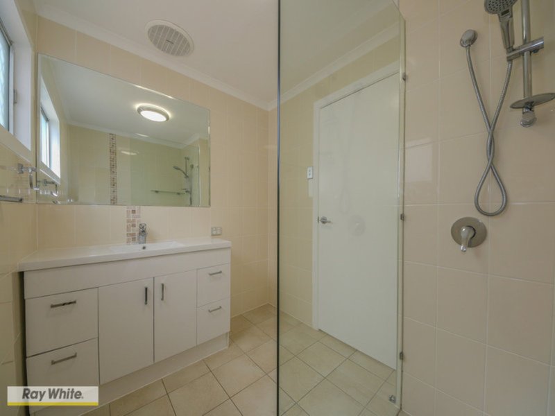 Photo - 37 Bell Street, Woody Point QLD 4019 - Image 5