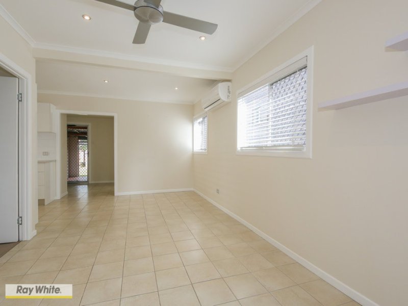 Photo - 37 Bell Street, Woody Point QLD 4019 - Image 8