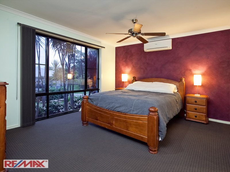 Photo - 37 Bella Street, Cashmere QLD 4500 - Image 7