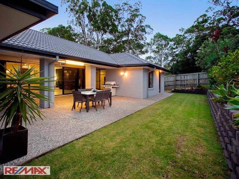 Photo - 37 Bella Street, Cashmere QLD 4500 - Image 13