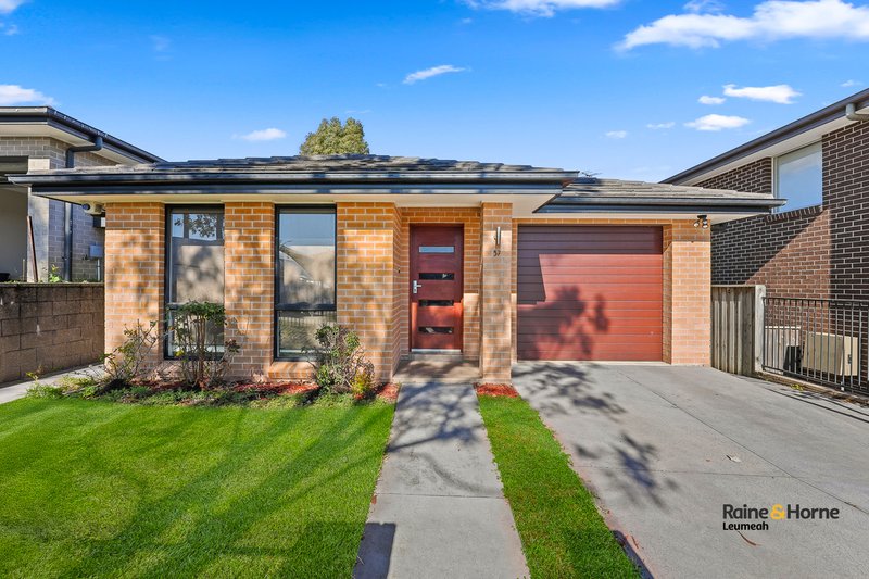 Photo - 37 Ben Lomond Road, Minto NSW 2566 - Image 1