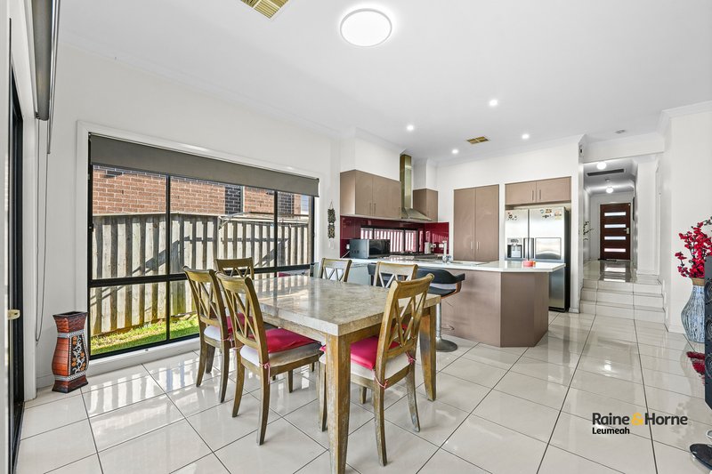 Photo - 37 Ben Lomond Road, Minto NSW 2566 - Image 3